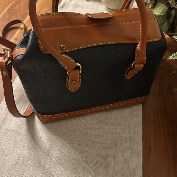 😍 Stunning Rare Vintage DB doctor bag and crossbody set 😍 - Picture 13 of 17